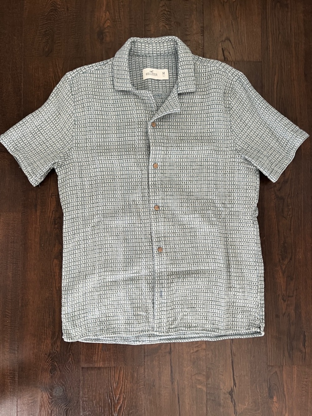 Hollister Light Blue Textured Short Sleeve Button-Down Shirt
